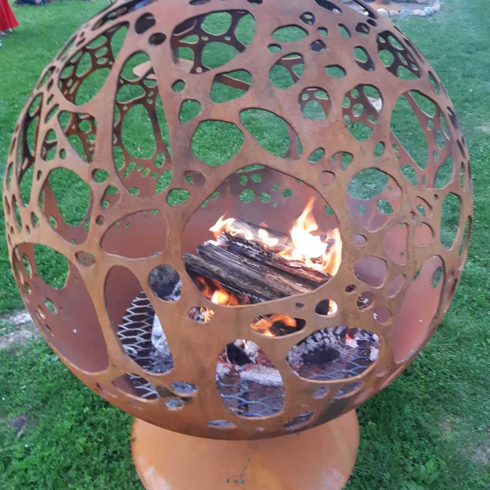 Lõkkealus (Akmeņu motīvu)