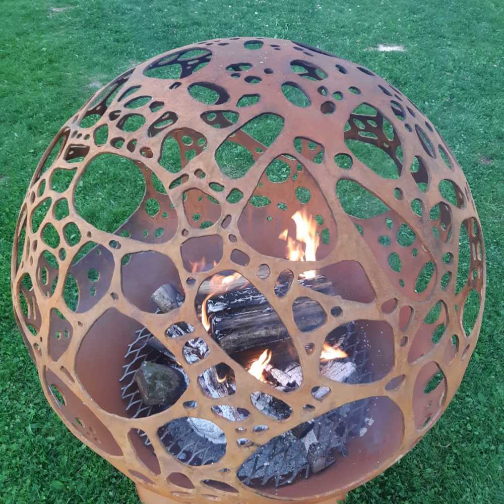 Lõkkealus (Akmeņu motīvu)