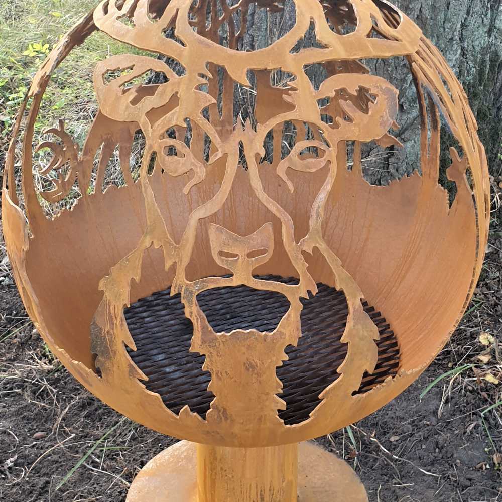 Садовый камин с оленем