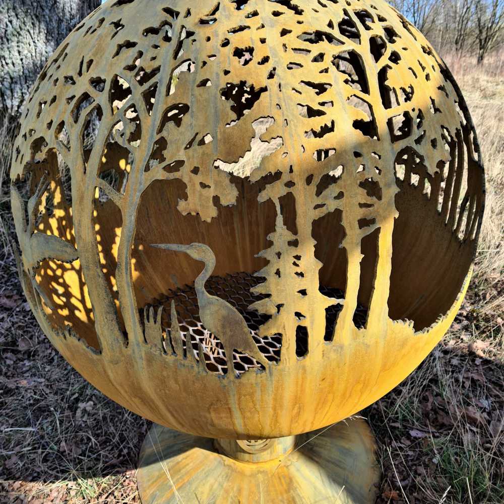 Очаг для костра с лесной темой