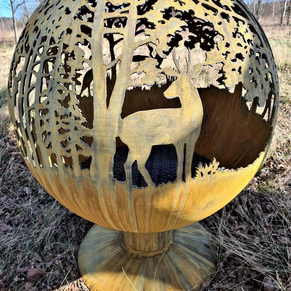 Очаг для костра с лесной темой