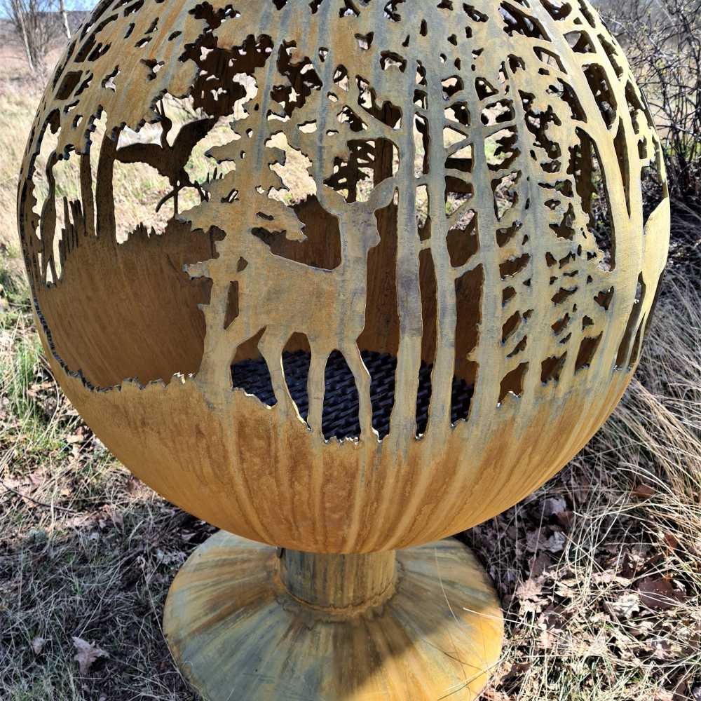 Очаг для костра с лесной темой