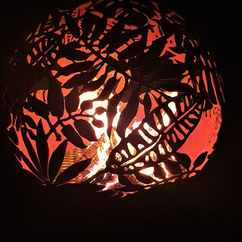 Lõkkealus (Eksotisko lapu motīvu)