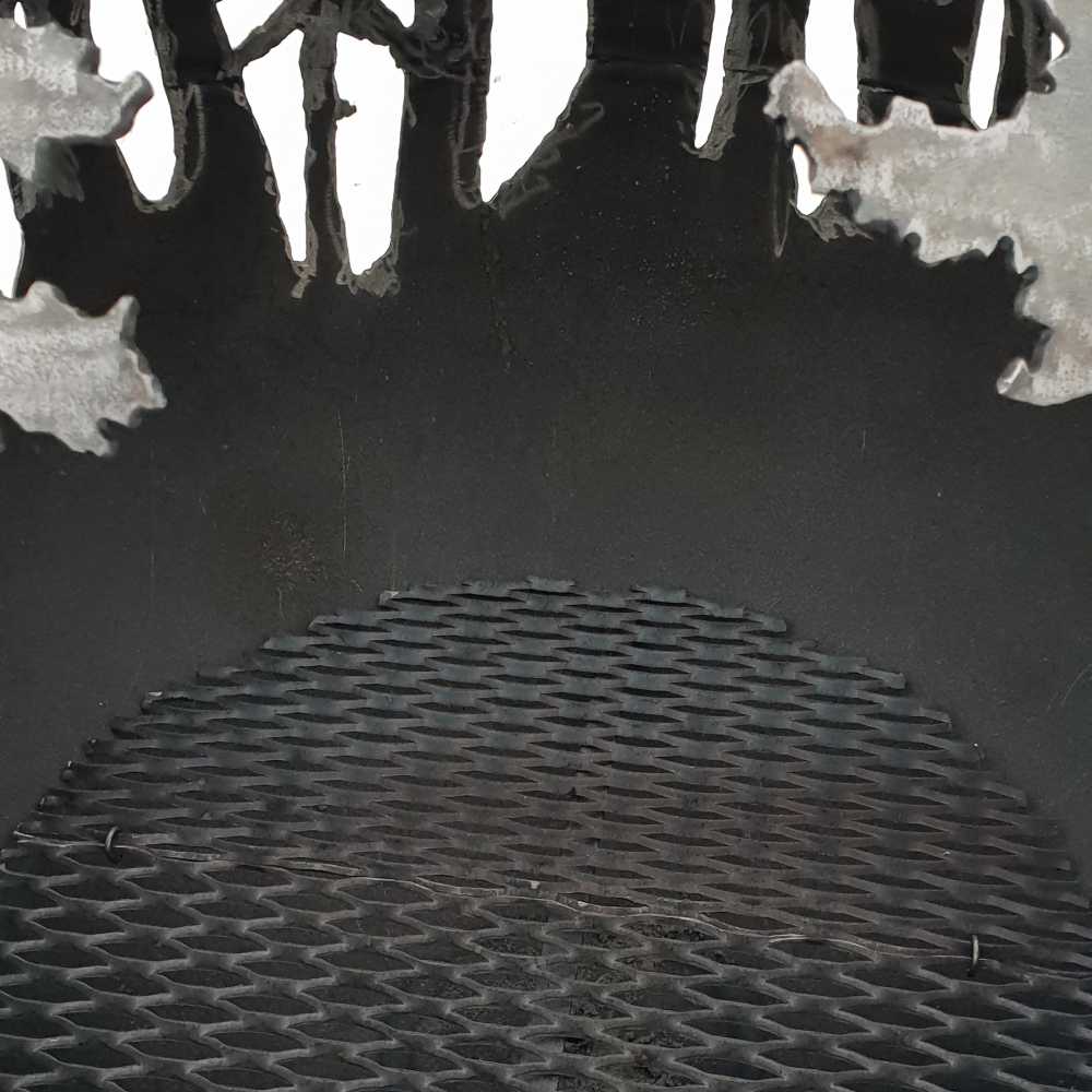 Садовый камин с лесной тематикой