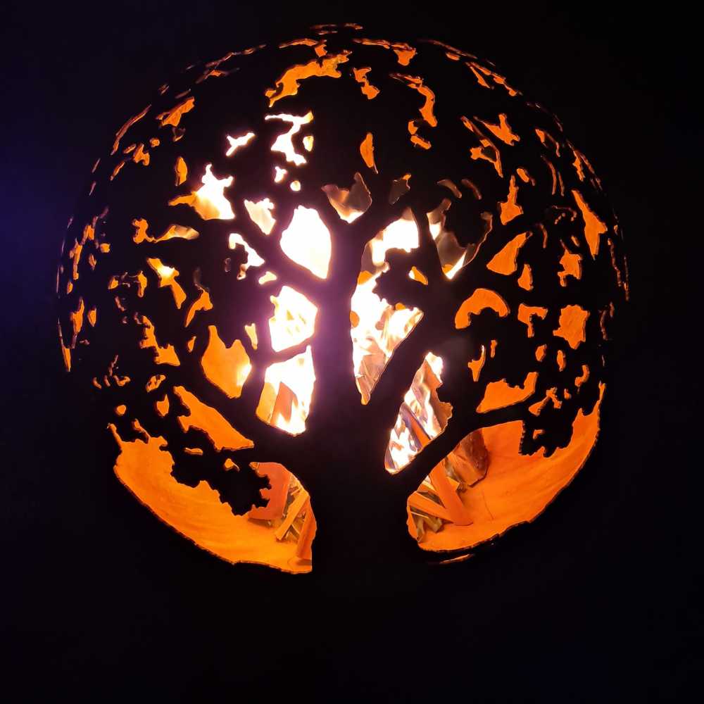 Маленький Садовый камин с дубовым мотивом