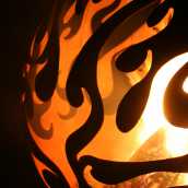 Аренда садового камина с орнаментом пламени
